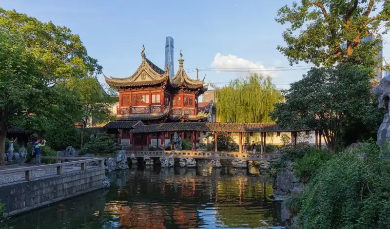 Pavilion and pond in the Yu Garden
